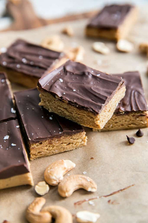 Healthy No-Bake Chocolate Cashew Butter Bars