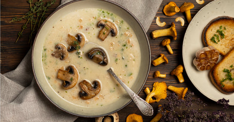 Nutritious Cashew Soup with Mushrooms